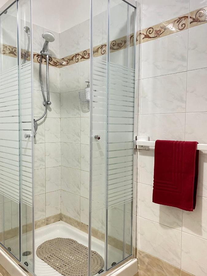De Lollis Apartments Napoli Bagian luar foto